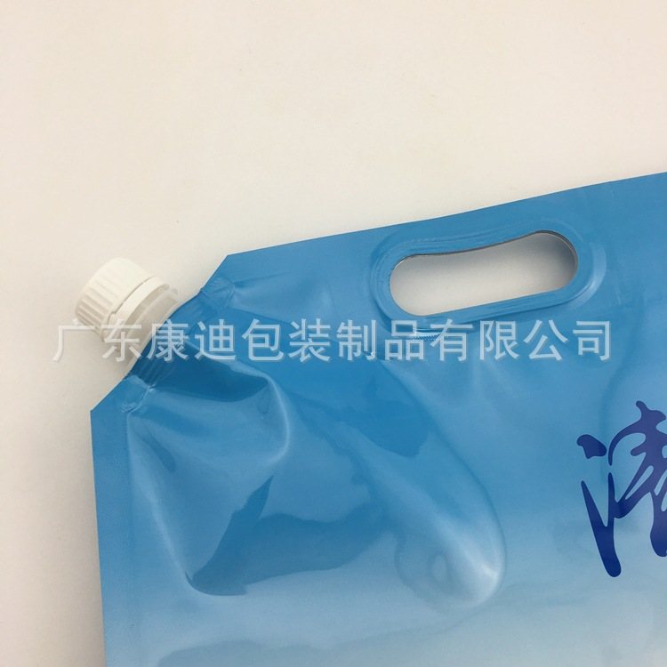 厂家直供5L可手提自立吸嘴水袋 | 大容量液体包装袋定制