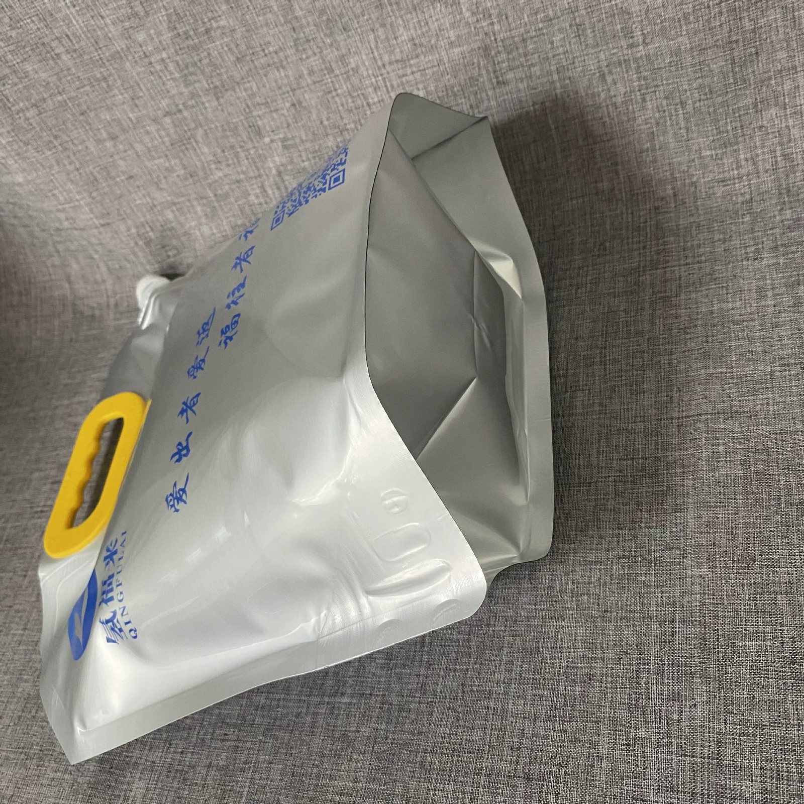 Custom Stand-Up Spout Pouch for Jelly, Milk, Juice & Salad Dressing | 1–1000 ml Liquid Packaging