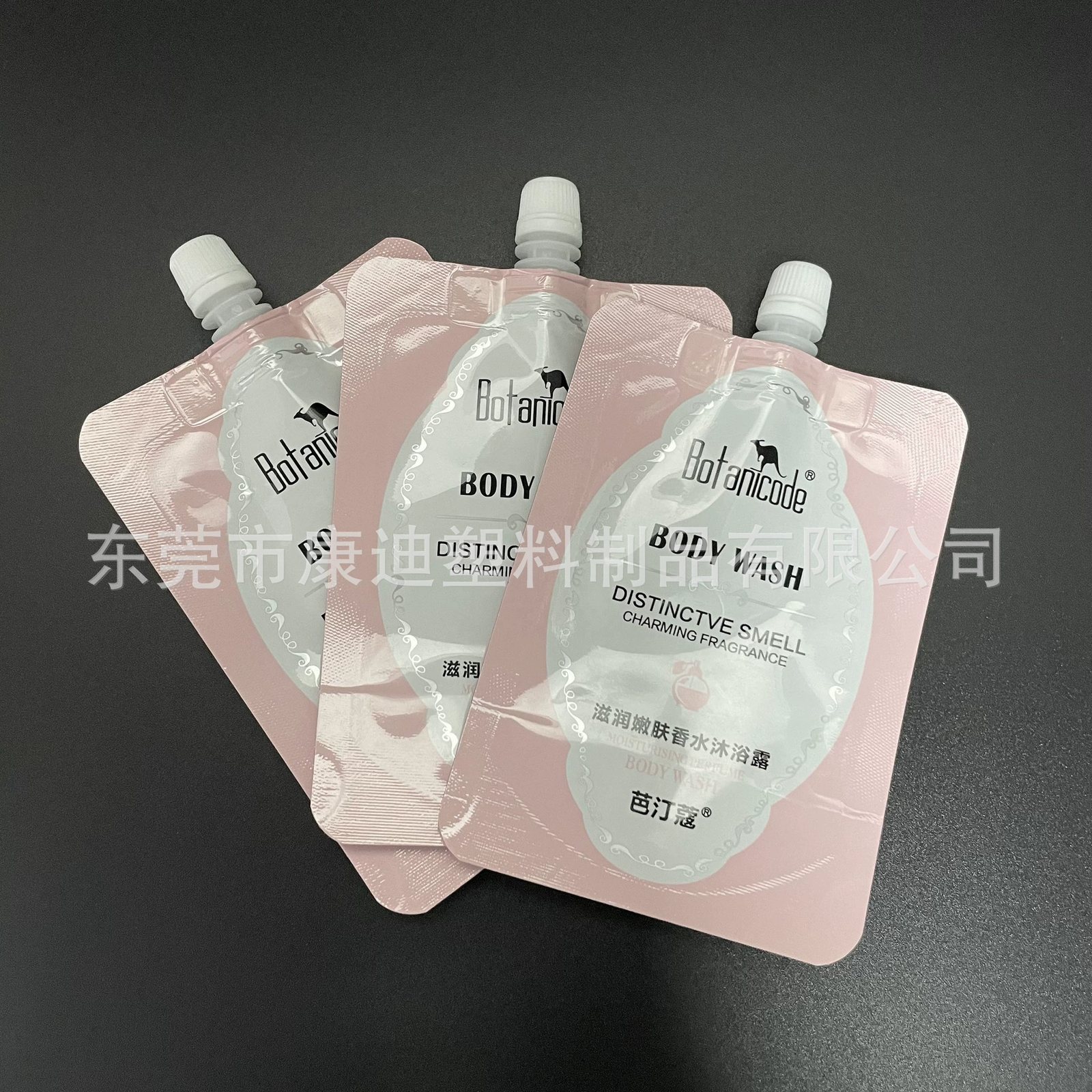 1 L Hanging Tree Infusion Spout Pouch | Custom Nutrient Solution Pouch Set with Needle & Lanyard