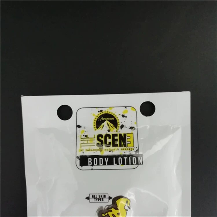 480ml Foldable Liquid Pouch for Cycling with Hanging Clip | Custom Food-Grade Spout Bag