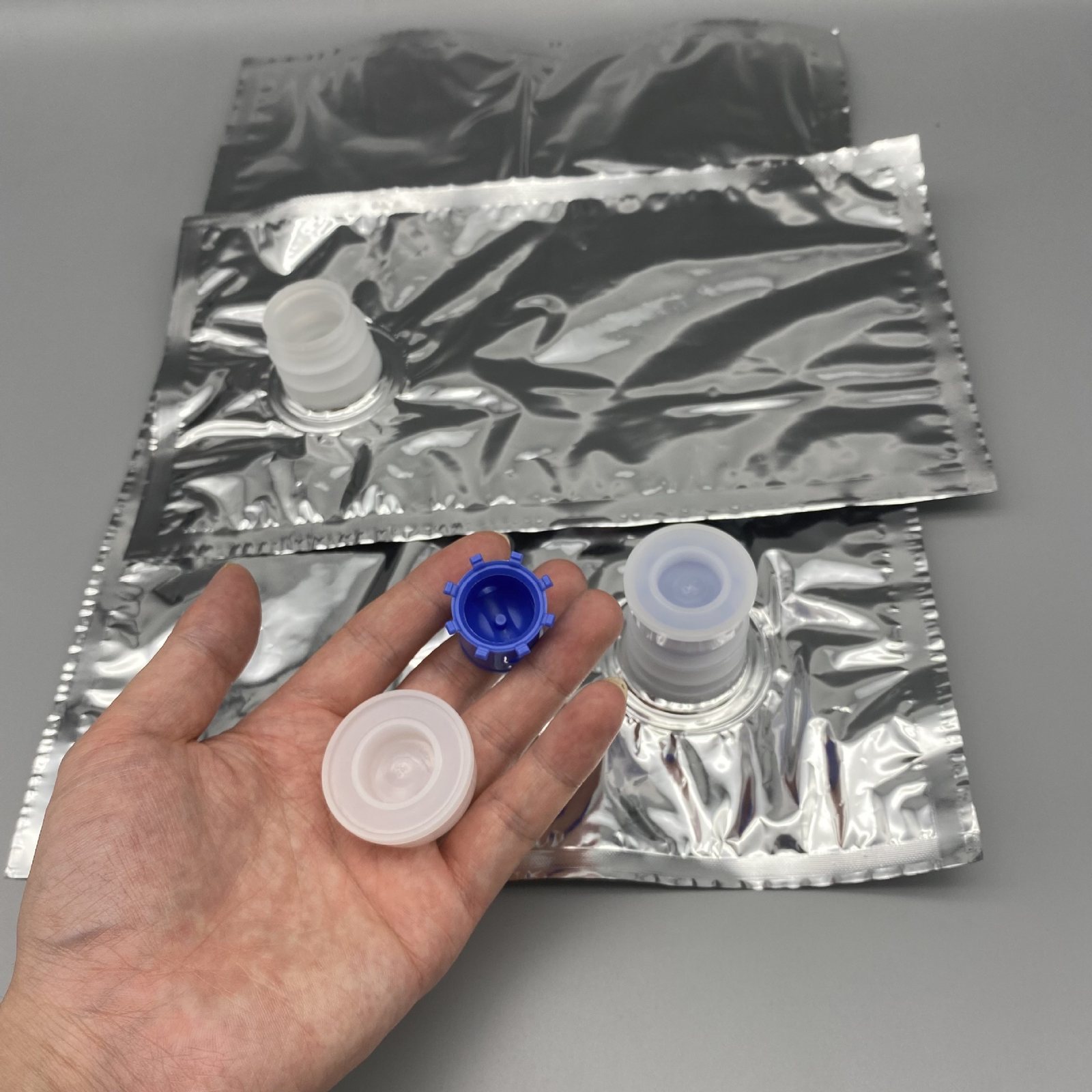 定制 1L–20L 拉环油阀盒中袋：浓缩果浆、果汁与咖啡液散装包装方案