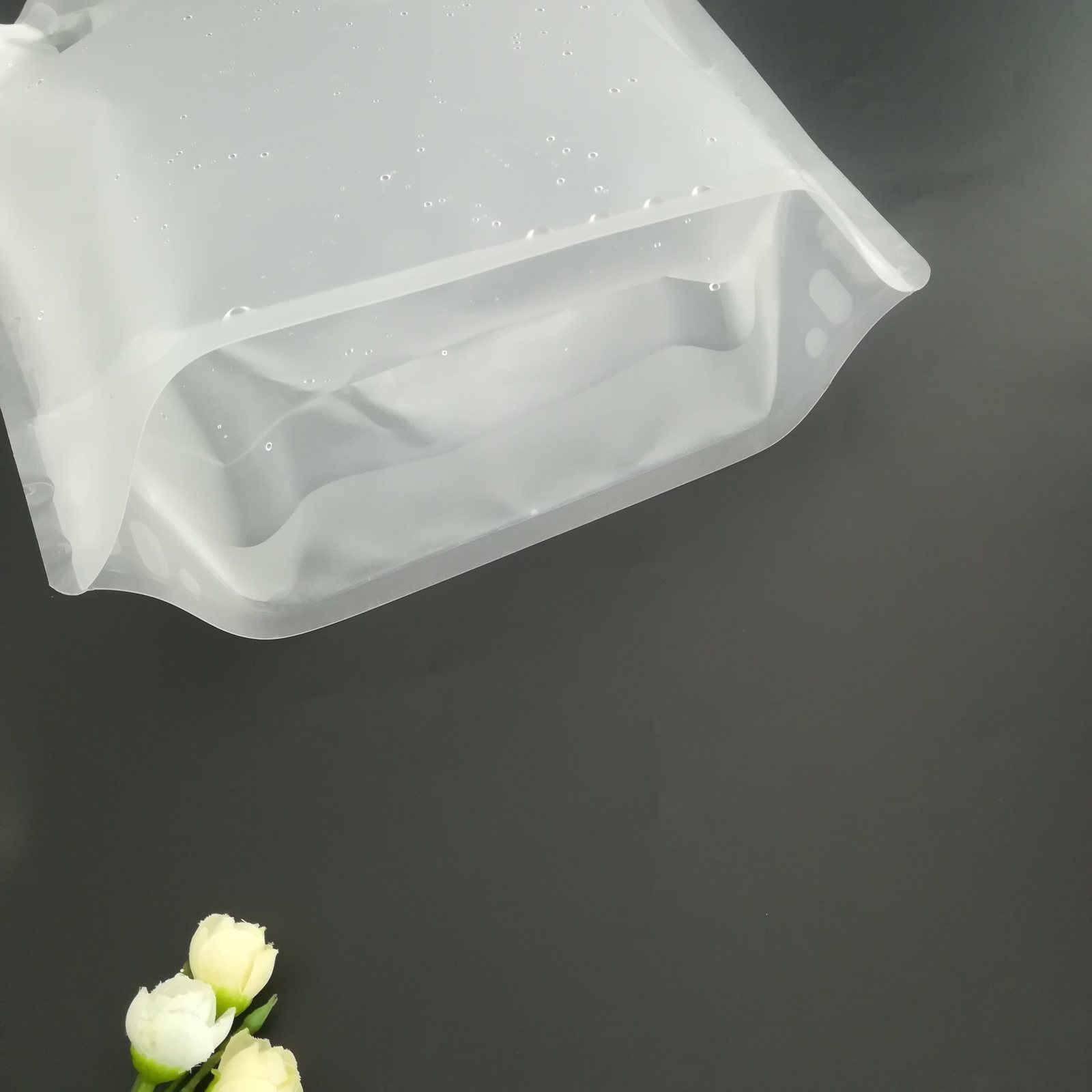 Custom Acid- and Alkali-Resistant Spouted Pouches for 500g Laundry Detergent, Body Wash and Shampoo Refills