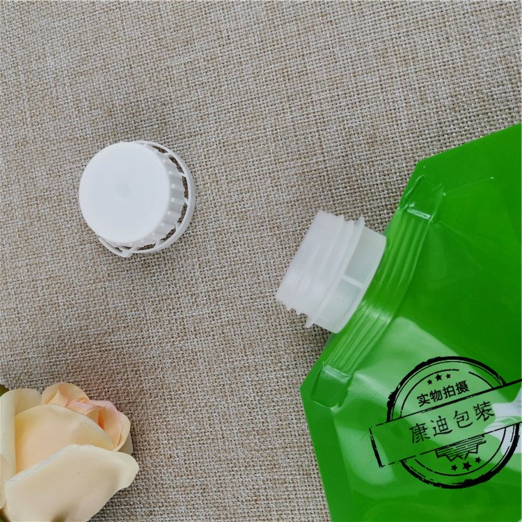 500ml 洗车液双自立吸嘴袋 | PET/NY/PE 三层复合 + 防尘盖