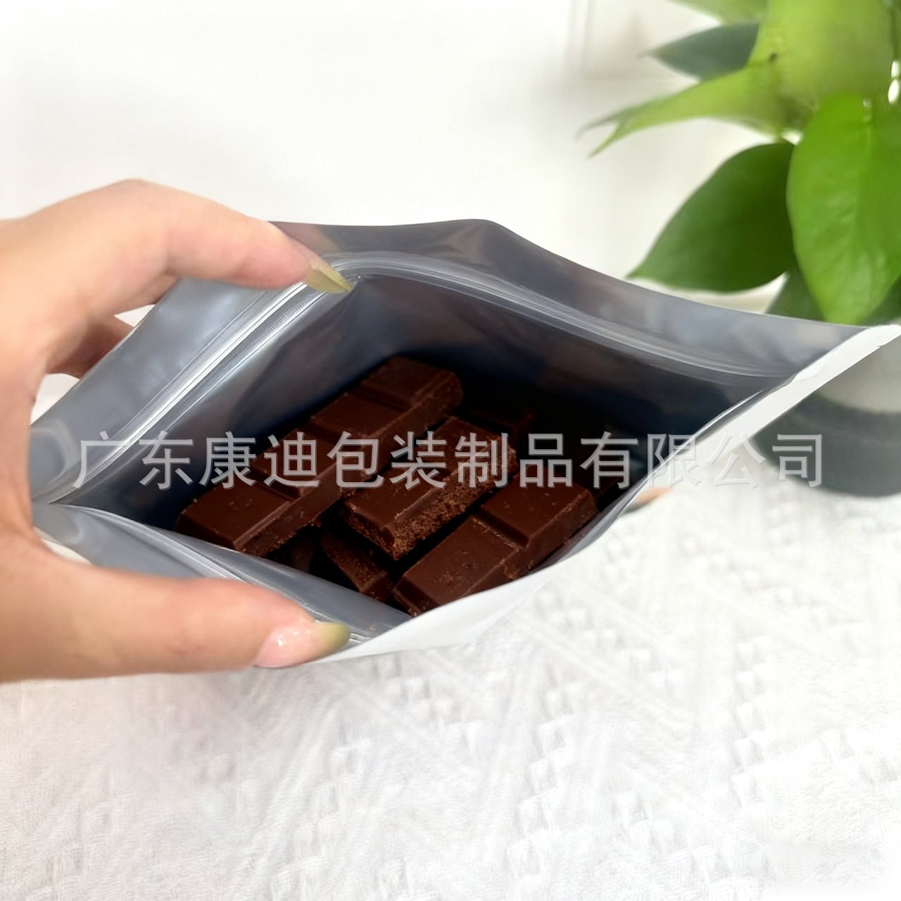 Guinea Pig Staple Food Self-Seal Zipper Pouch | PET/VMPET/PE Metallised Barrier Bag